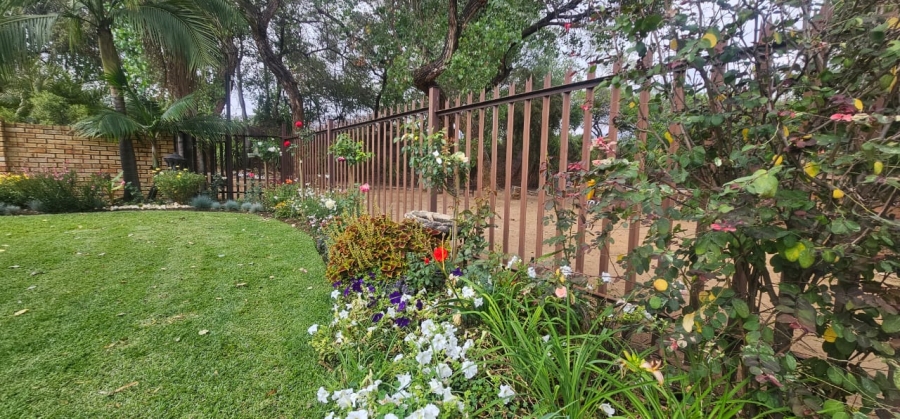 3 Bedroom Property for Sale in Safari Gardens North West
